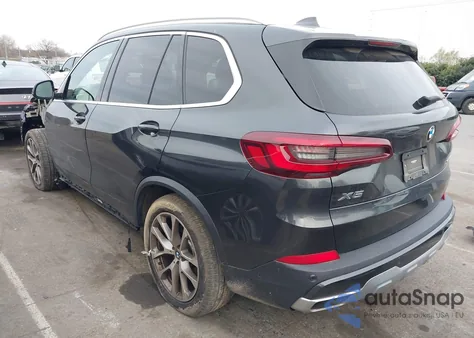 2022 BMW X5 xDrive40I z USA, uszkodzony, nr VIN 5UXCR6C07N9N21848